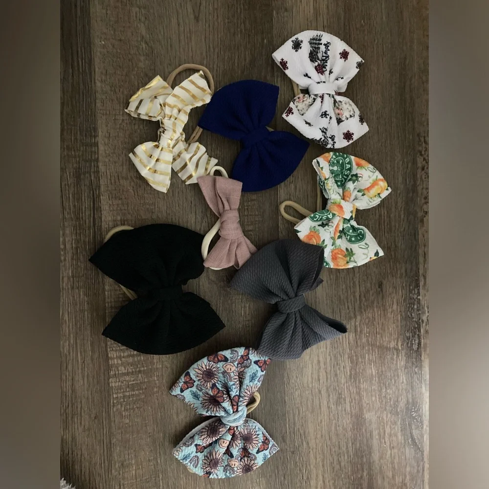 Bows - Picture 1 of 1